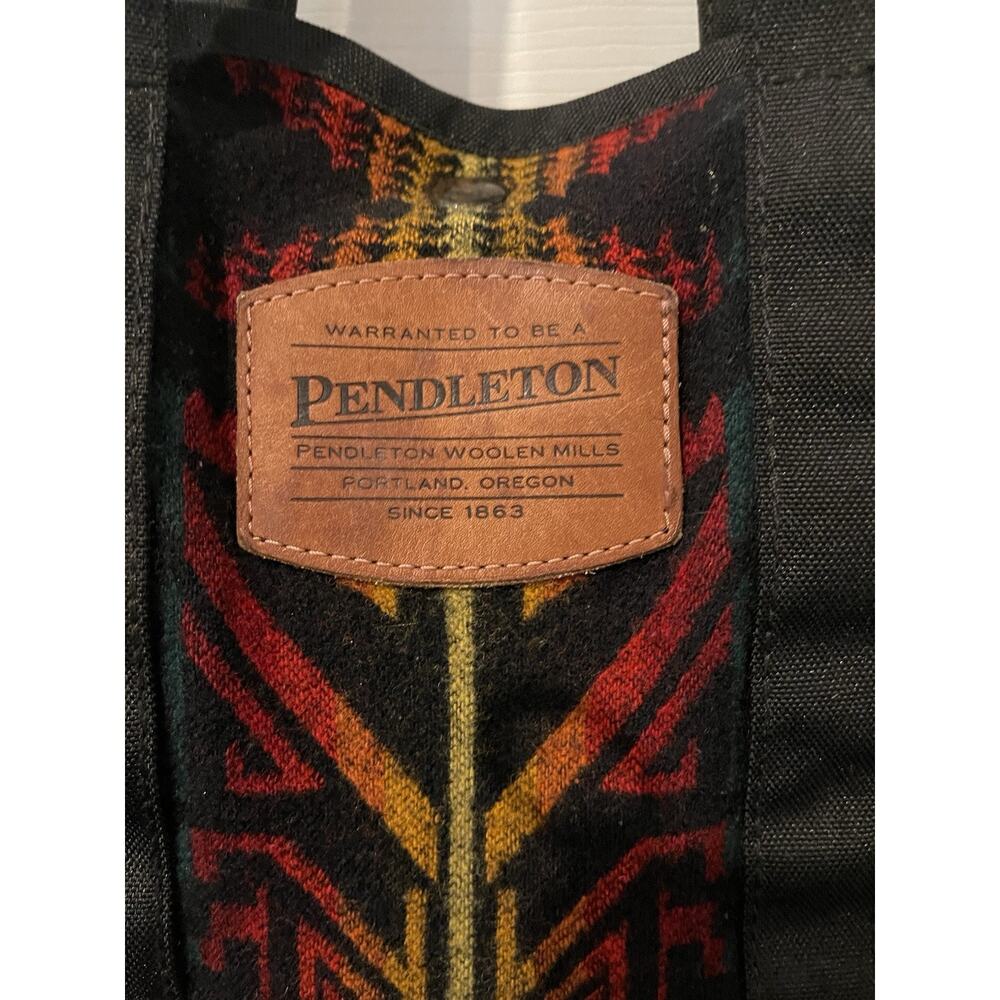 Pendleton Multicolor Geometric Shoulder Bag - Picture 3 of 10